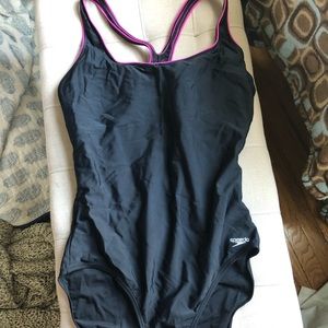 Women’s speedo size 18